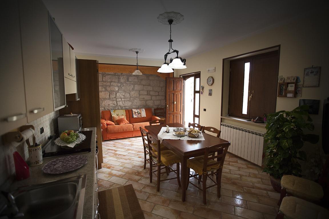 B&B Il Gheppio Campolattaro Ngoại thất bức ảnh